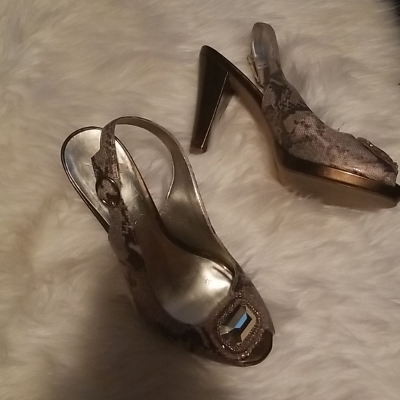 Sandals - Picture 2 of 2